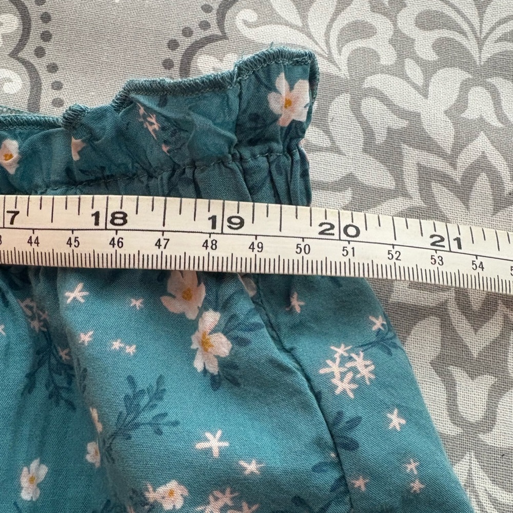 Old Navy Teal Floral Print Shorts - Picture 7 of 8